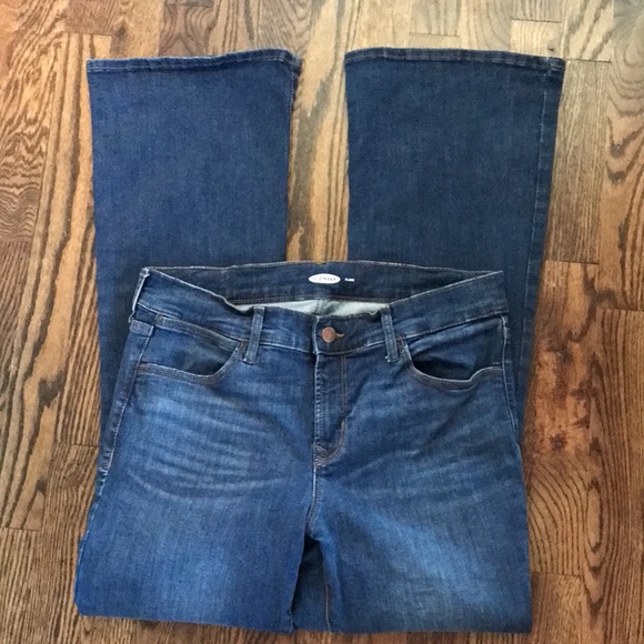 Old Navy FLARE Jeans - Picture 4 of 11